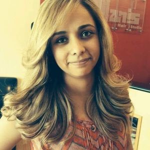 Meet your Posher, Alejandra